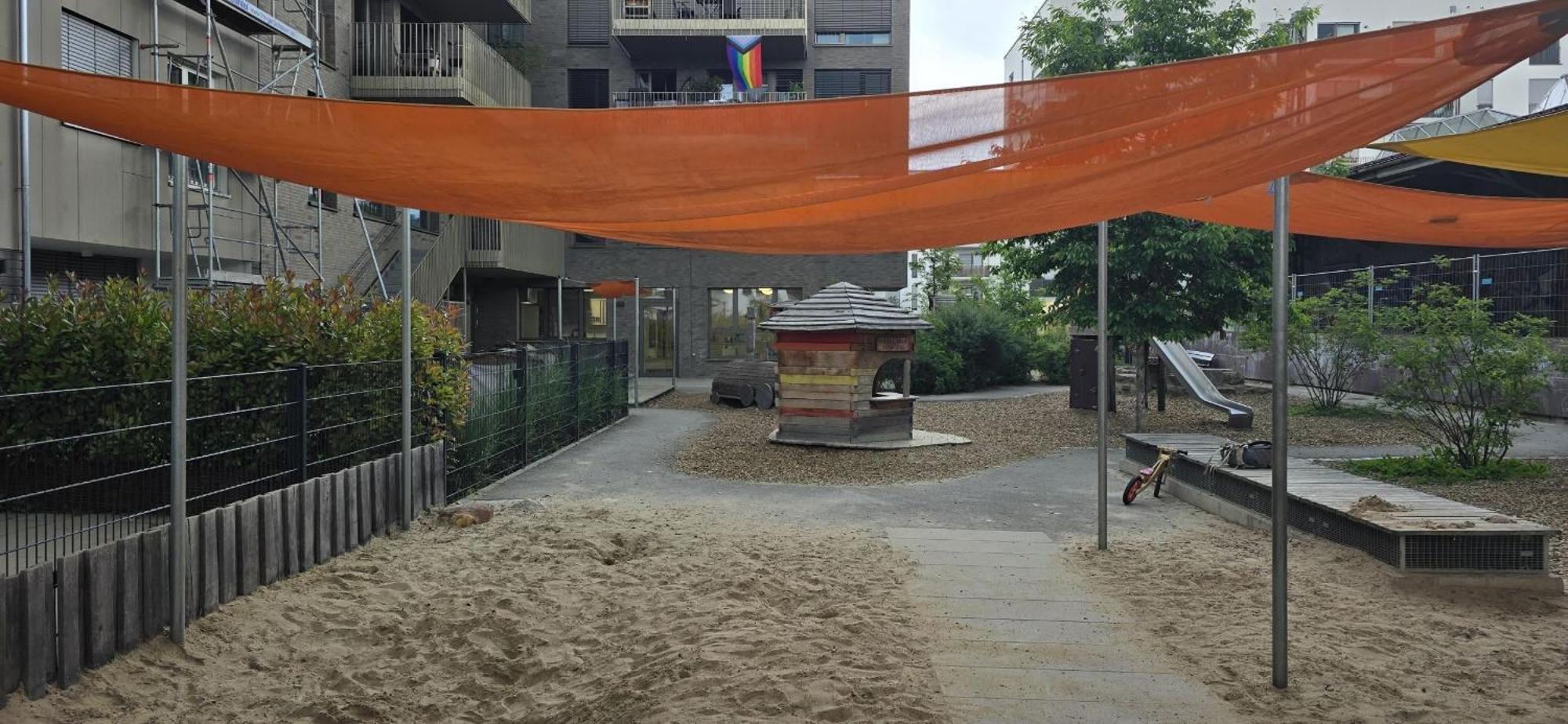 Stadtnahes Gaestezimmer Im Penthouse Bei Esi Tybinga Zewnętrze zdjęcie